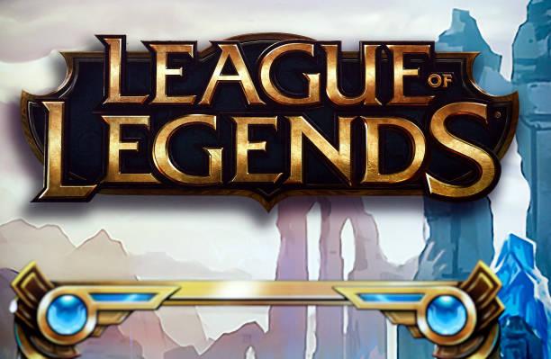 How to get League of Legends titles