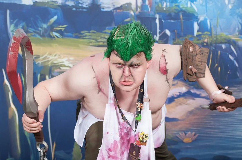 Cosplay Pudge Dota 2